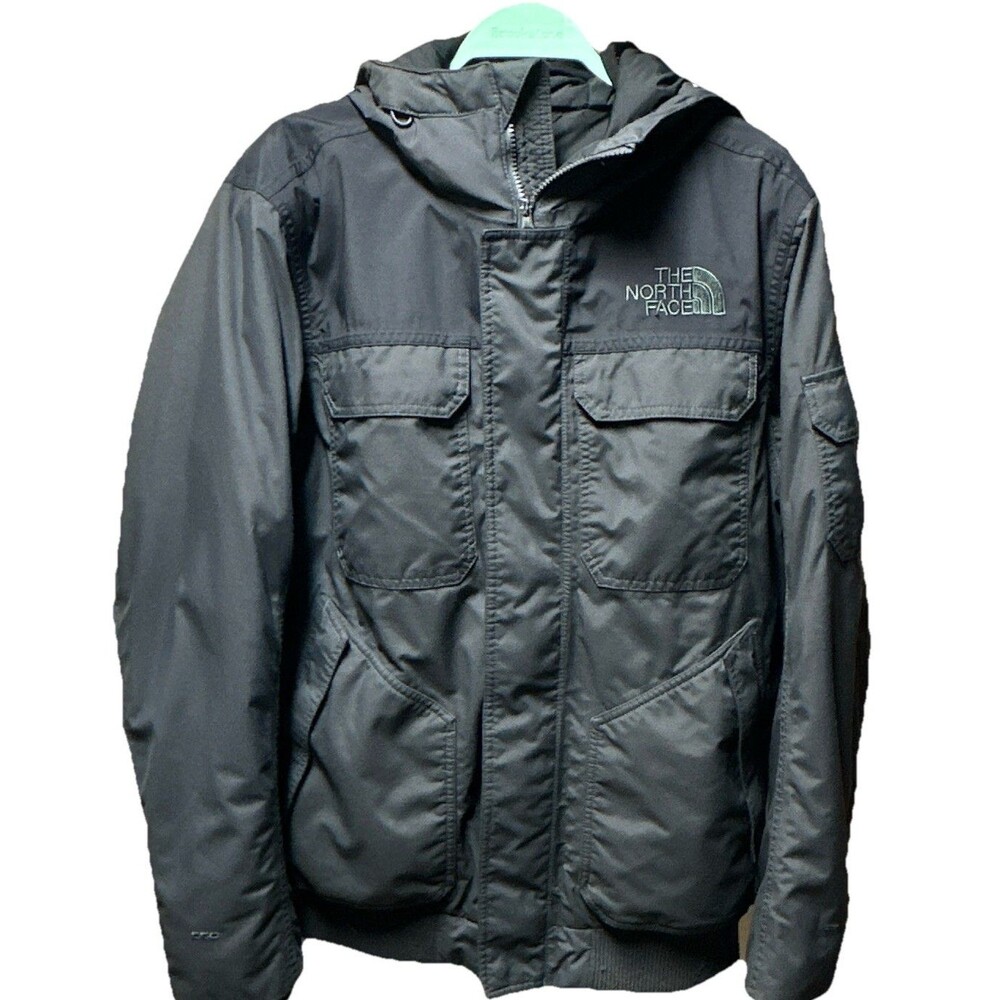 The North Face 550 Down Jacket Men’s M Black Hooded Goose Down Winter Parka